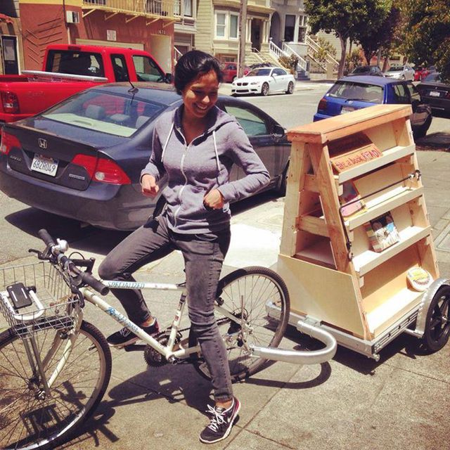 Alicia and her Bibliobicicleta